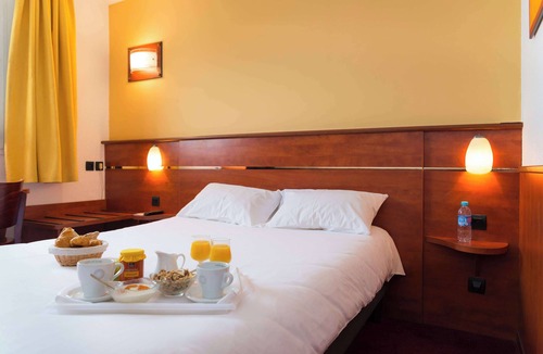 Cesson-Sevigne Hotel | Brit Hotel Rennes Cesson - Le Floréal