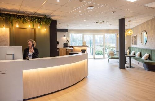 Saint-Onen-la-Chapelle Hotel | Brit Hotel Saint-Méen-le-Grand en Brocéliande