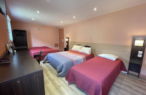 Fayet Hotel | Brit Hotel Saint-Quentin