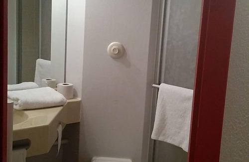 Sarreguemines Hotel | Brit Hotel Sarreguemines