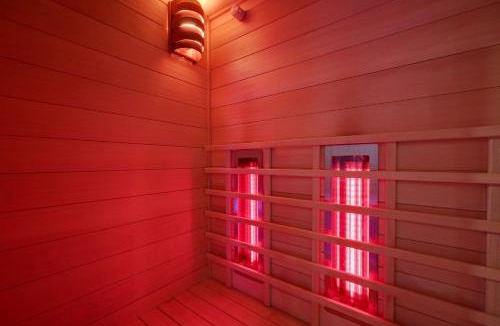 Bagnoles-de-l'Orne Hotel | BRIT HOTEL & SPA Le Roc au Chien