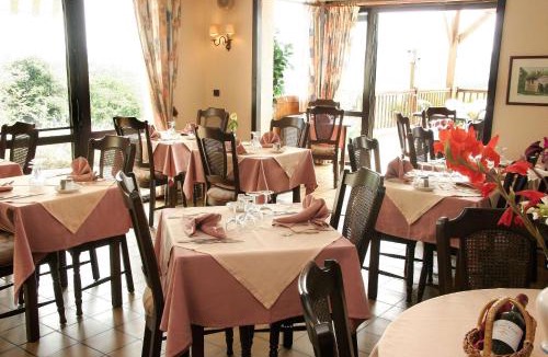 Fumel Hotel | Brit Hotel Vallee du Lot