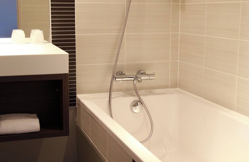 Theix-Noyalo Hotel | Brit Hotel Vannes-Theix