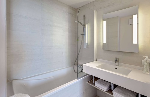 La Chapelle-Achard Hotel | Brit Hotel Vendee Mer