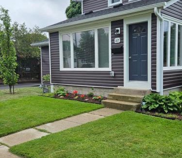 Goderich Bed & Breakfast | Britannia B + B