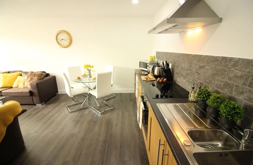 Leek Apartment | Britannia Chambers Apartment 4