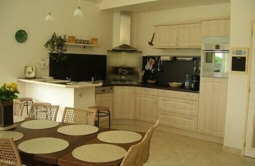 Saint-Nic Villa | Brittany house 12 people interior swimming pool edge of sea