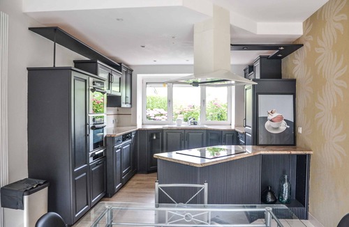 La Fresnais Villa | Brittany lovers, ideal accommodation for large family or between friends