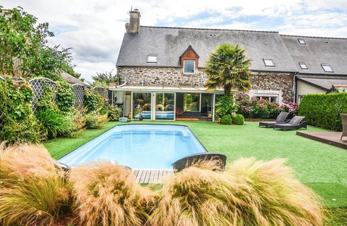 La Fresnais Villa | Brittany lovers, ideal accommodation for large family or between friends