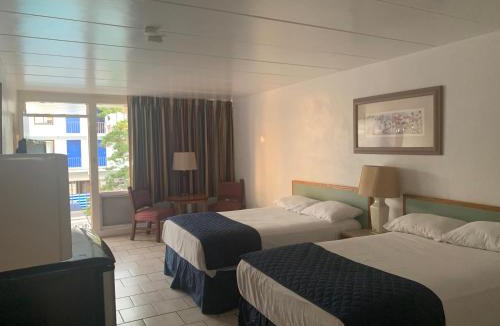Wildwood Hotel | Brittany Motel