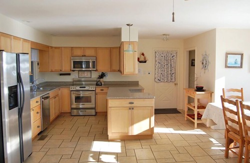 Deep Hole House | Brittany-Private Deep Water Pier & Boat Dock
