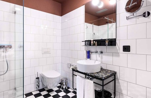 Rotkreuz Hotel | BRIX - Self Check-In Hotel