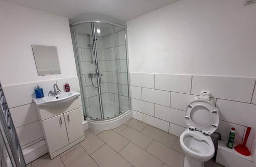 Coldharbour Apartment | Brixton BT7