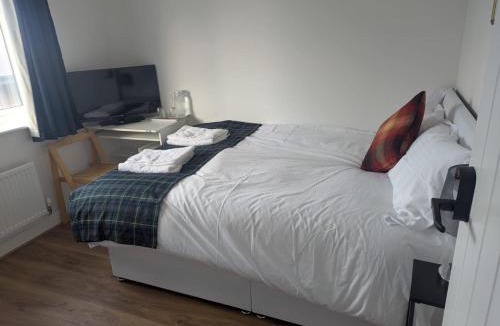 Aylesbury House | Broad Lane