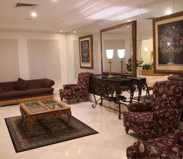 Broadbeach Apartment | Broadbeach