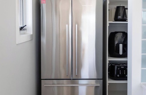 Inverloch House | Broadbeach House Inlet