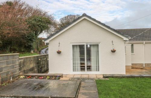Kidwelly House | Broadford Farm Bungalow