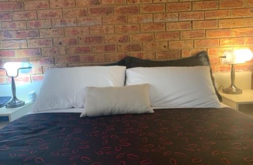 Broadford Hotel | Broadford Sugarloaf Motel