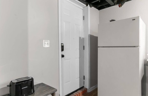 New Castle House | Broadmoor Bungalow - Both Units