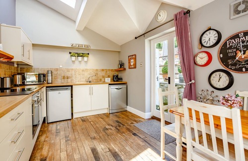 Tidenham Apartment | Broadrock