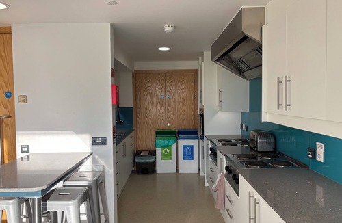 Earlham Hotel | Broadview Hotel