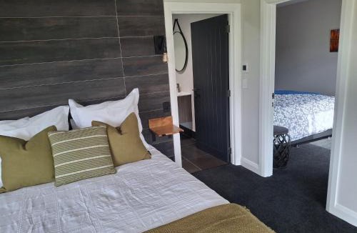 Miranda Bed & Breakfast | Broadwater Farm Accommodation