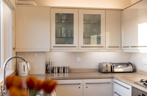 Instow Apartment | Broadwaters - 2 bed waterfront apartment in Instow