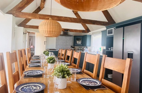 Condicote House | Broadway House, 7 Beds, 6 Baths