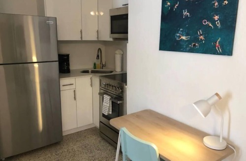 The Roads Apartment | Broadway Suites Downtown by RocketStay