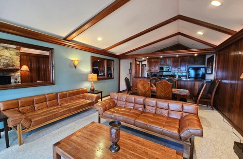 Brockway Condo | Brockway Beachside Bungalo in Kings Beach | NSC0804