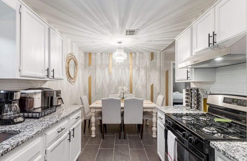 Broken Arrow House | Broken Arrow Luxury: New Remodel