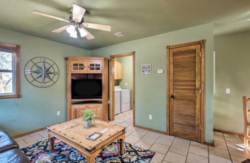 Broken Bow House | Broken Bow Cottage w/Deck, Hot Tub & Fire Pit!
