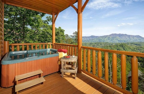 Sevierville Cabin | Broken Spoke is a great cabin with an awesome View