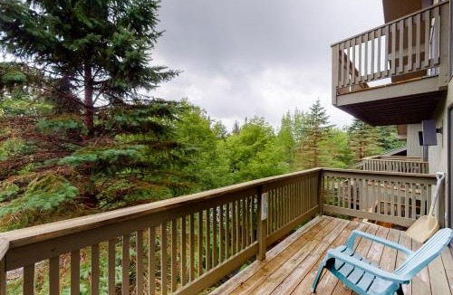 Bromley Mountain Apartment | Bromley Mountain Condo CD2