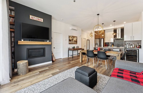 Bromont Condo | ⛰️ Bromont Mountain Living |31+ Nights | Turnkey 2BR Condo | Underground Parking