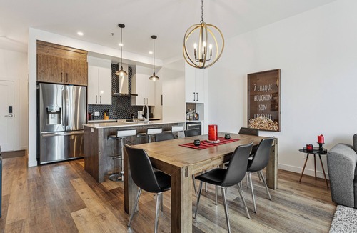Bromont Condo | ⛰️ Bromont Mountain Living |31+ Nights | Turnkey 2BR Condo | Underground Parking