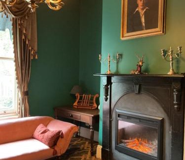 Blackwood House | Bromwich Guest House