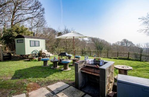 Llanelli House | Bronllys Farm Coastal Self-Catering