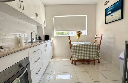 Bronte Apartment | Bronte beach studio in Sydney's Best Suburb Apt 2