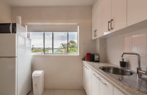 Bronte Apartment | Bronte beach studio in Sydney's Best Suburb Apt 6