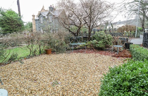 Llanbedr Cottage | Bronwen House