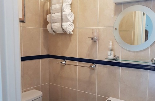 Builth Wells House | Bronwye Guest House