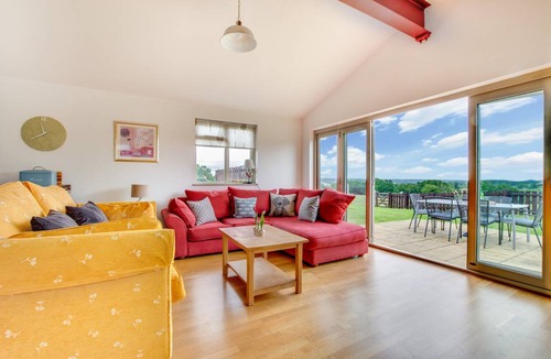 Heathfield Cottage | Broomhurst Grove