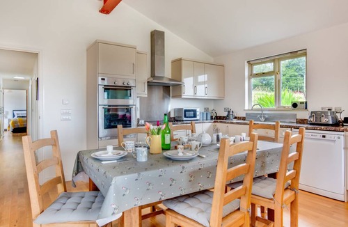 Heathfield Cottage | Broomhurst Grove