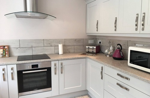 Swalecliffe Cottage | Brook Cottage in Whitstable