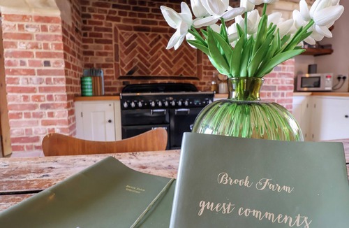 Harleston Cottage | Brook Farm
