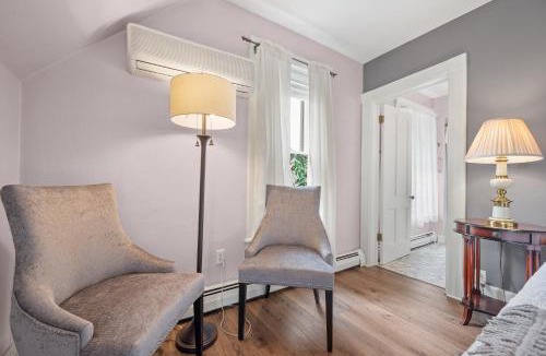 Lenox Bed & Breakfast | Brook Farm Inn