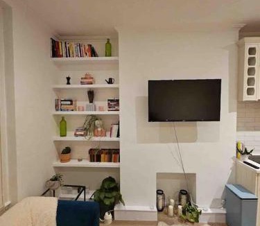 Addison Apartment | Brook Green 2 bed flat