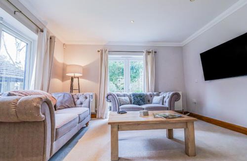 Ipswich House | Brook Lodge