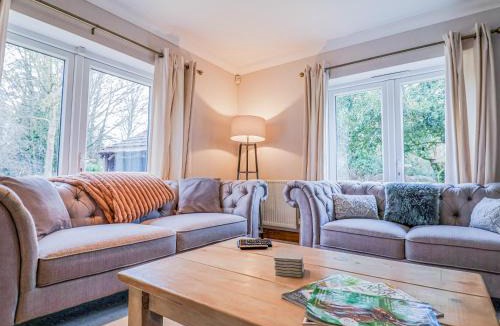 Ipswich House | Brook Lodge